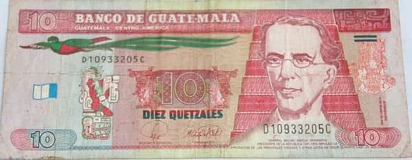 10 quetzales