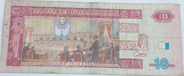 10 quetzales