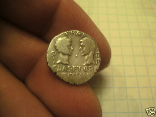 Zdjęcie 2 Niezidentyfikowana moneta: ME PODRIAN AYUDAR A IDENTIFICAR ESTE DENARIO?